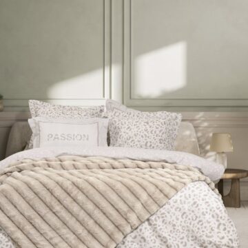 Κουβέρτα Υπέρδιπλη 220x240 - Carezza Ivory